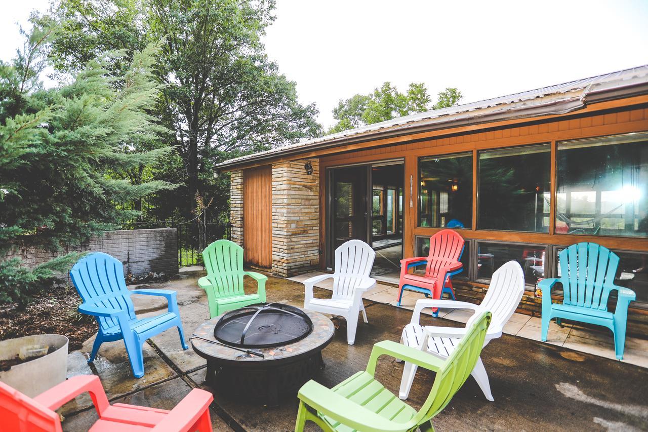 The Lodge At Beaver Lake Bed And Breakfast 罗杰斯 外观 照片